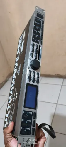 Processador de audio beringer perfeito para seu sistema de som
