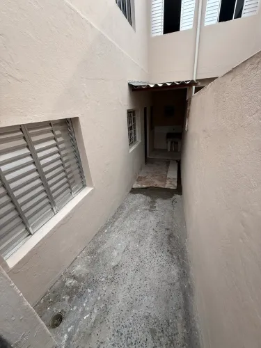 Casa 3 cômodos próxima