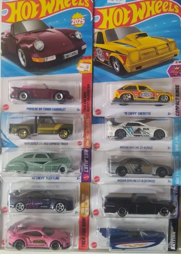 Hot Wheels R$40,00 cada