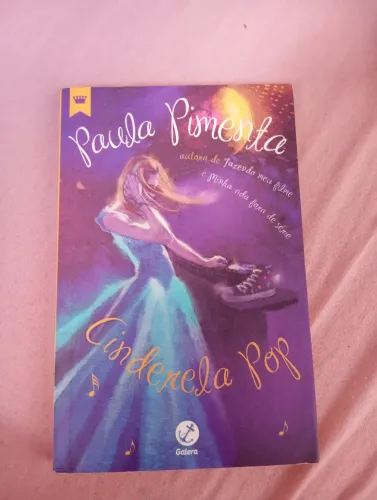 Livro: Cinderela Pop. - Paula Pimenta. (Seminovo!)