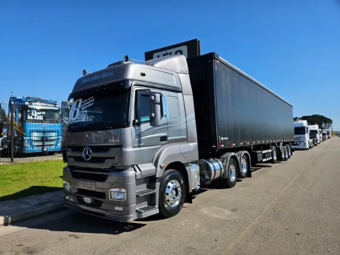 MB Axor 2544 Tração 6x2 Ano 2018 Teto Alto Aut Mola Sider 4 Eixo Librelato Ano 2026 0km