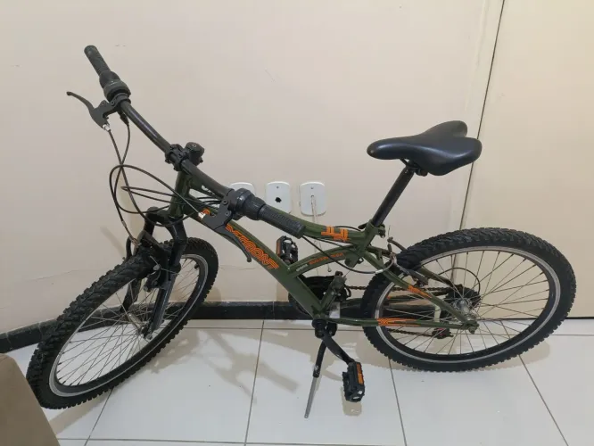 Vendo bicicleta Caloi aro 24 - Max Front