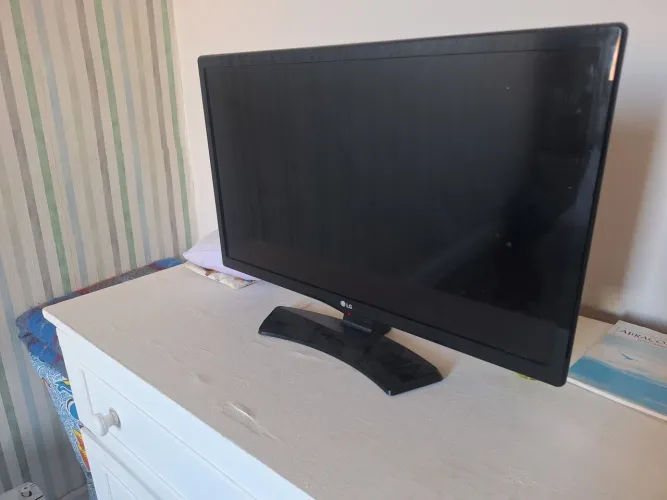 Televisão LG 24 polegadas