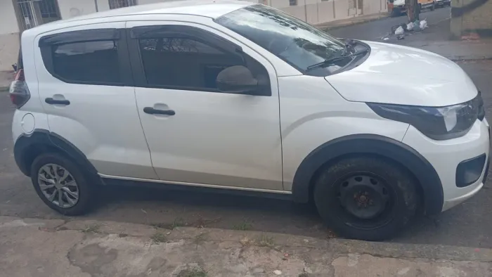 Fiat Mobi Like 1.0 Fire Flex 5P. 2022