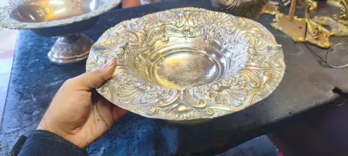 Cesta em Latão