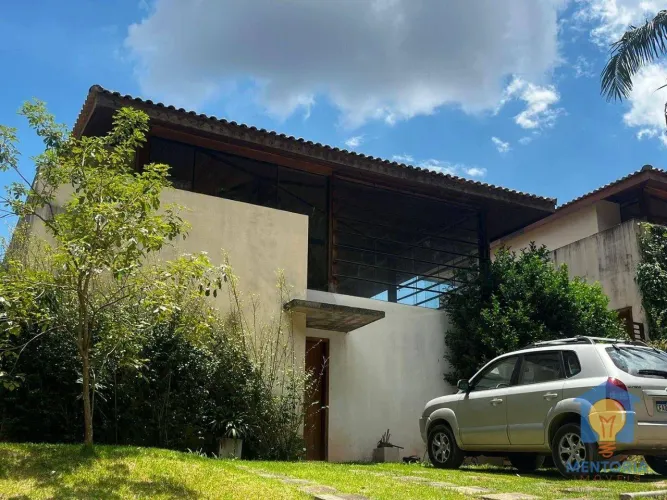 Casa à venda no Condomínio Fazendinha - Granja Viana - Cotia/SP