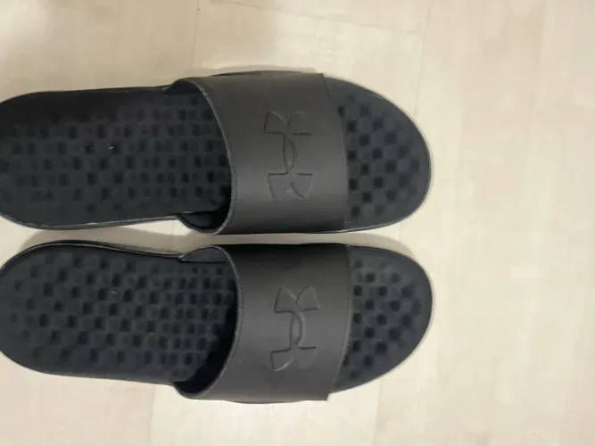 CHINELO SLIDE UNDER ARMOUR TAM 45 , NOVO, nunca usado