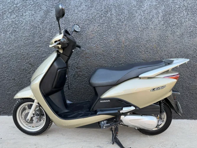 Lead 110 Super Conservada 