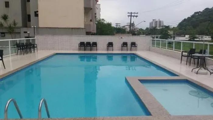 Apartamento 2 Dorms c/ Suíte e Churrasqueira Privativa - Guarujá