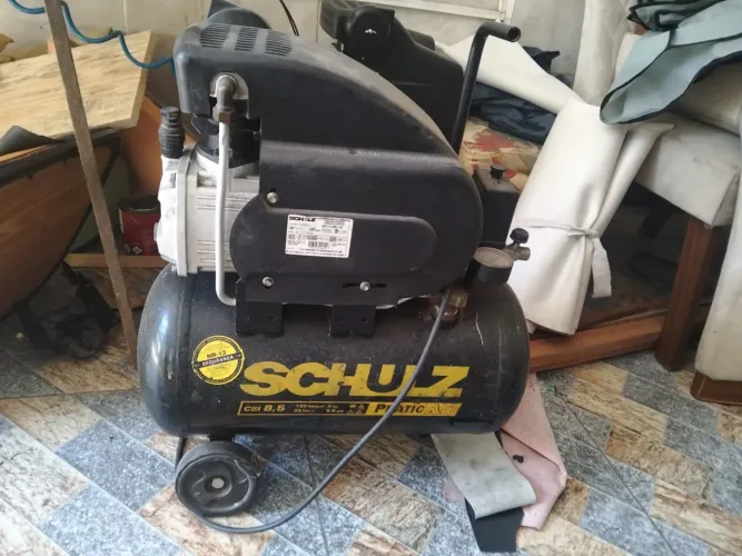 COMPRESSOR DE AR