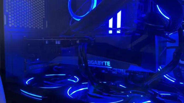 Placa de Video Gigabyte Radeon RX 7600 Gaming OC, 8GB