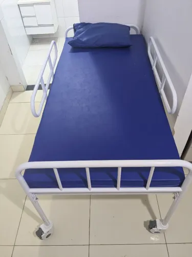 Cama Hospitalar + Colchão
