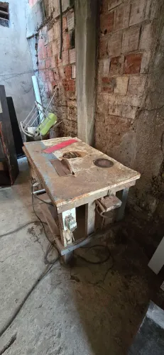 Banca de marceneiro com moto,  tudo funcionando  ! 