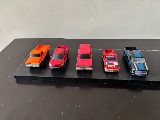 Lote pick ups - carrinhos - 1:64