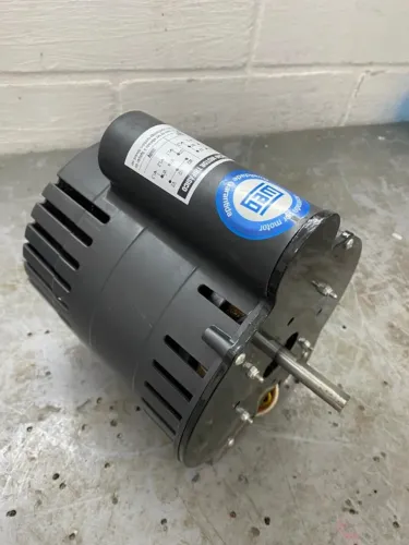 MOTOR ELETRICO TRIFASICO 0,5CV-SEM USO