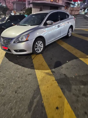 Nissan Sentra SV 2.0 Flexstart 16V Aut. 2016