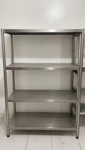 PRATELEIRA EM INOX INDUSTRIAL - 4 NÍVEIS