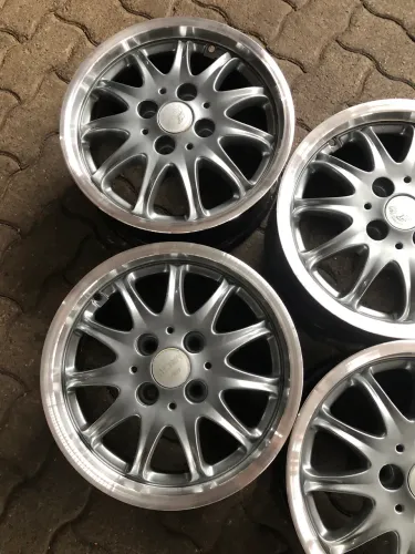 Rodas aro 14 esportivas semi-novas