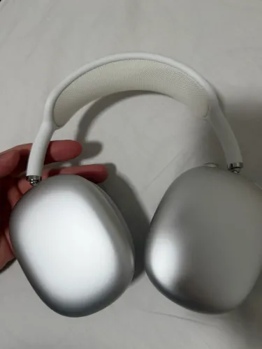 AirPods Max