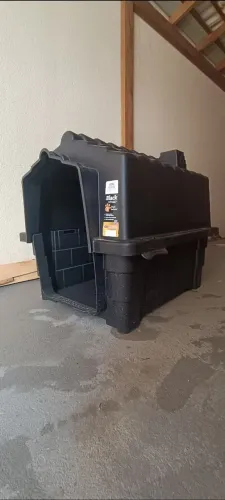 Casa para cachorro grande.