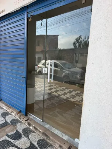 Vendo porta de vidro 