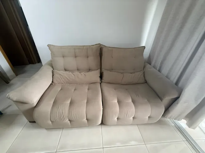 Sofá retrátil