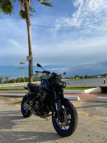 Vende-se MT 09