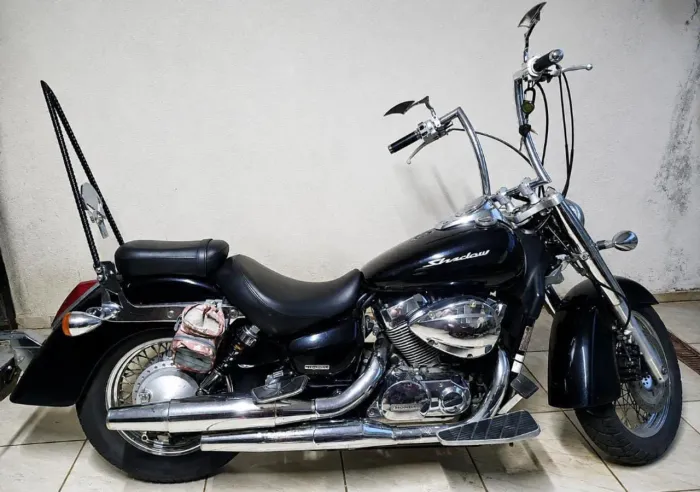 Shadow 750cc