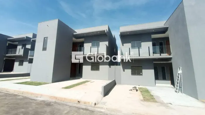 Venda de apartamento em Condomínio no Novo Jaraguá