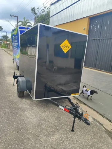 Baú para cargas em geral reboques Traillers caretas