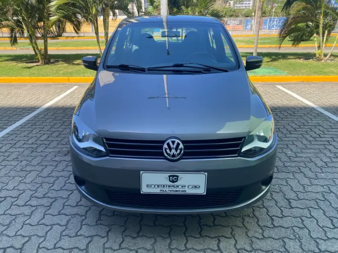Volkswagen Fox 1.0 MI Total Flex 8V 5P 2012