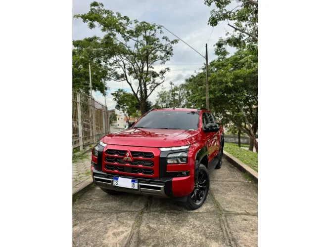 Mitsubishi TRITON Katana 2.4 CD 4X4 TB Diesel Aut. 2026
