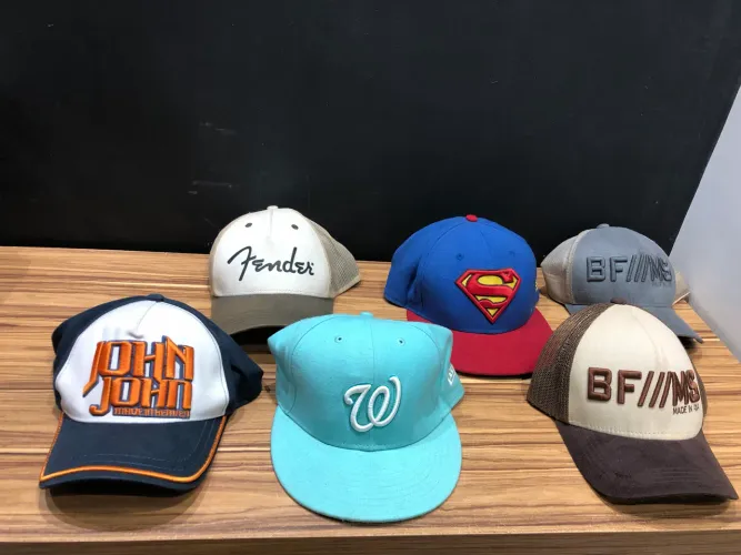 Bonés originais new era