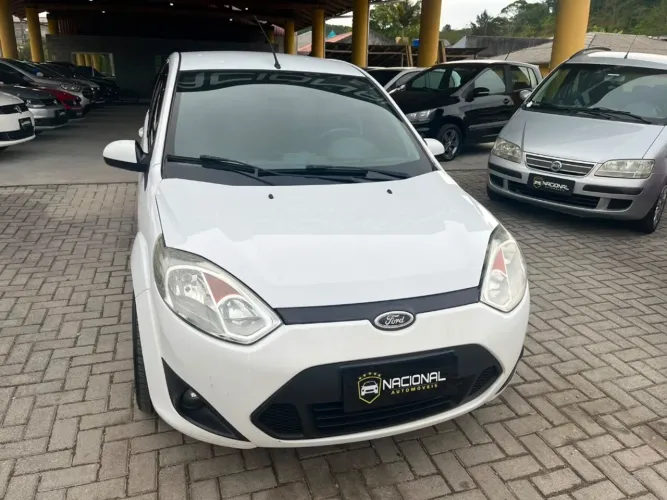 Ford Fiesta Class 1.6 8V 98cv 5P 2013