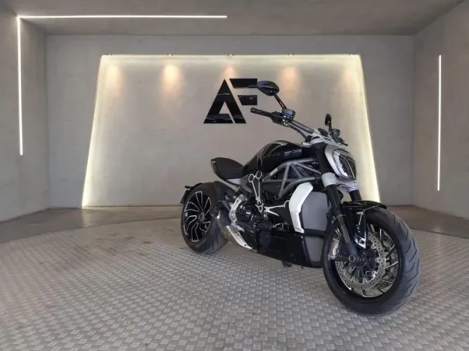 DUCATI DUCAT XDIAVEL S 2022