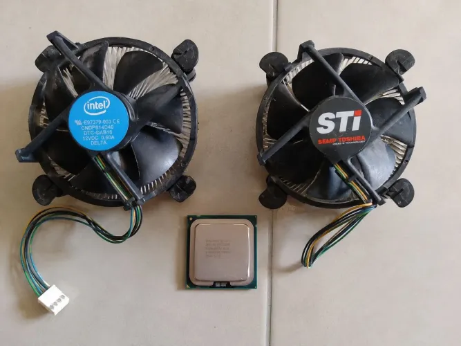 Kit Intel Pentium E5700 + 2 Coolers LGA 775