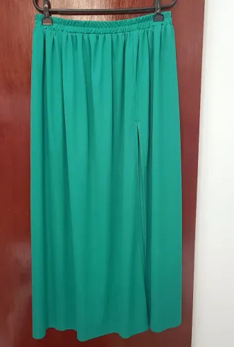 Saia Verde Fenda