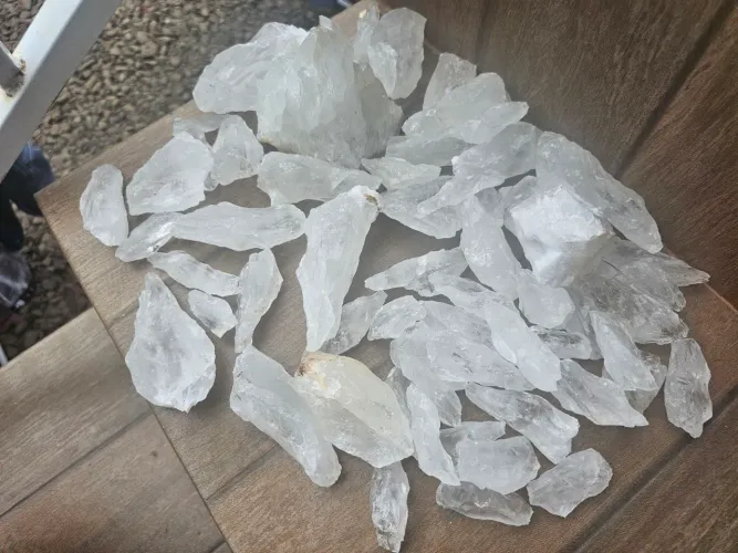 Lote de Cristais de Quartzo Transparentes