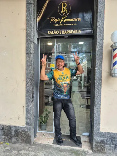 Manicure e barbeiro