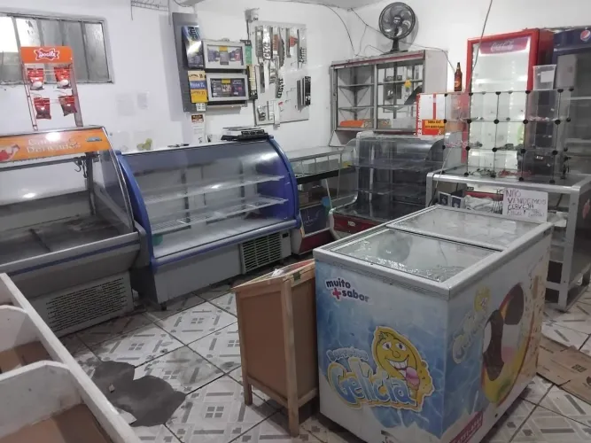 Vendo ponto de Mini Mercado no bairro Cavalhada por apenas 30 mil!!!