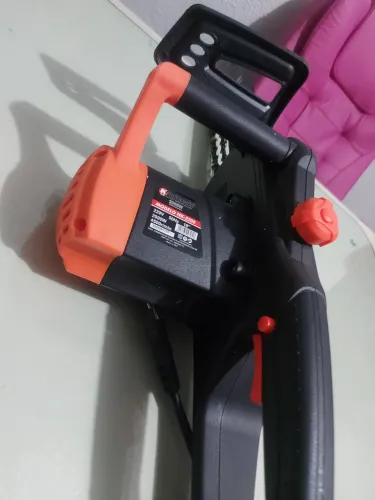 VENDE-SE MOTOSSERRA ELÉTRICA PROFISSIONAL 2000W