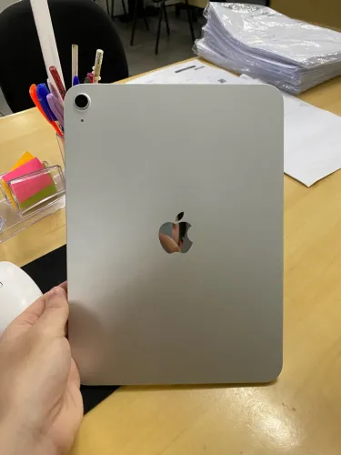 Ipad 11 (A16)