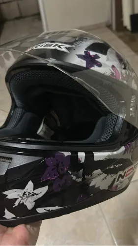 Capacete Feminino ótimo estado