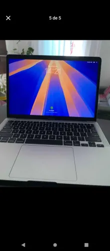Mac book Air 13 with Apple M1 chip