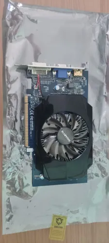 AMD Radeon HD 6570 1GB - Funcionando Perfeitamente