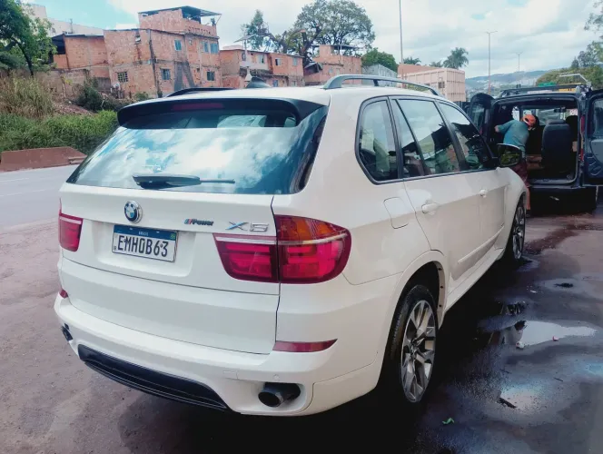 BMW X5 Xdrive 35I 3.0 306cv Bi-turbo 2011