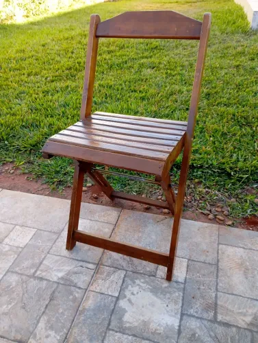 Cadeira de madeira