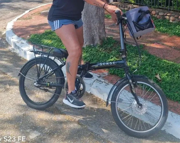 Bicicleta elétrica sense easy