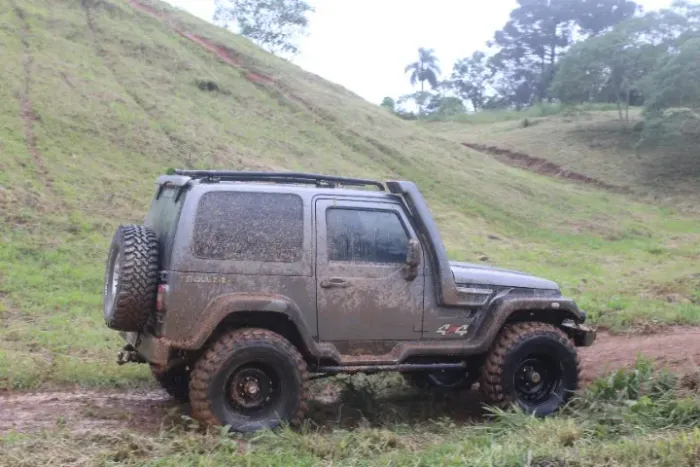 Troller T-4 4X4 3.0 TB Int. Cap. Rígida Diesel 2010