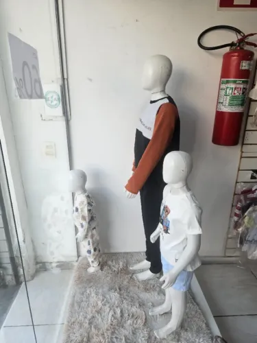 Manequins de Fibra infantil